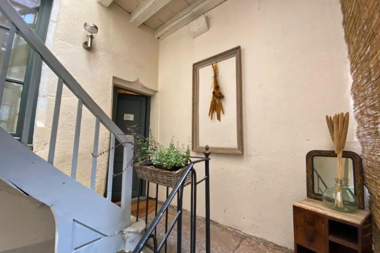 Ferienwohnung Les Fresques De Leon Tournus Exterior foto