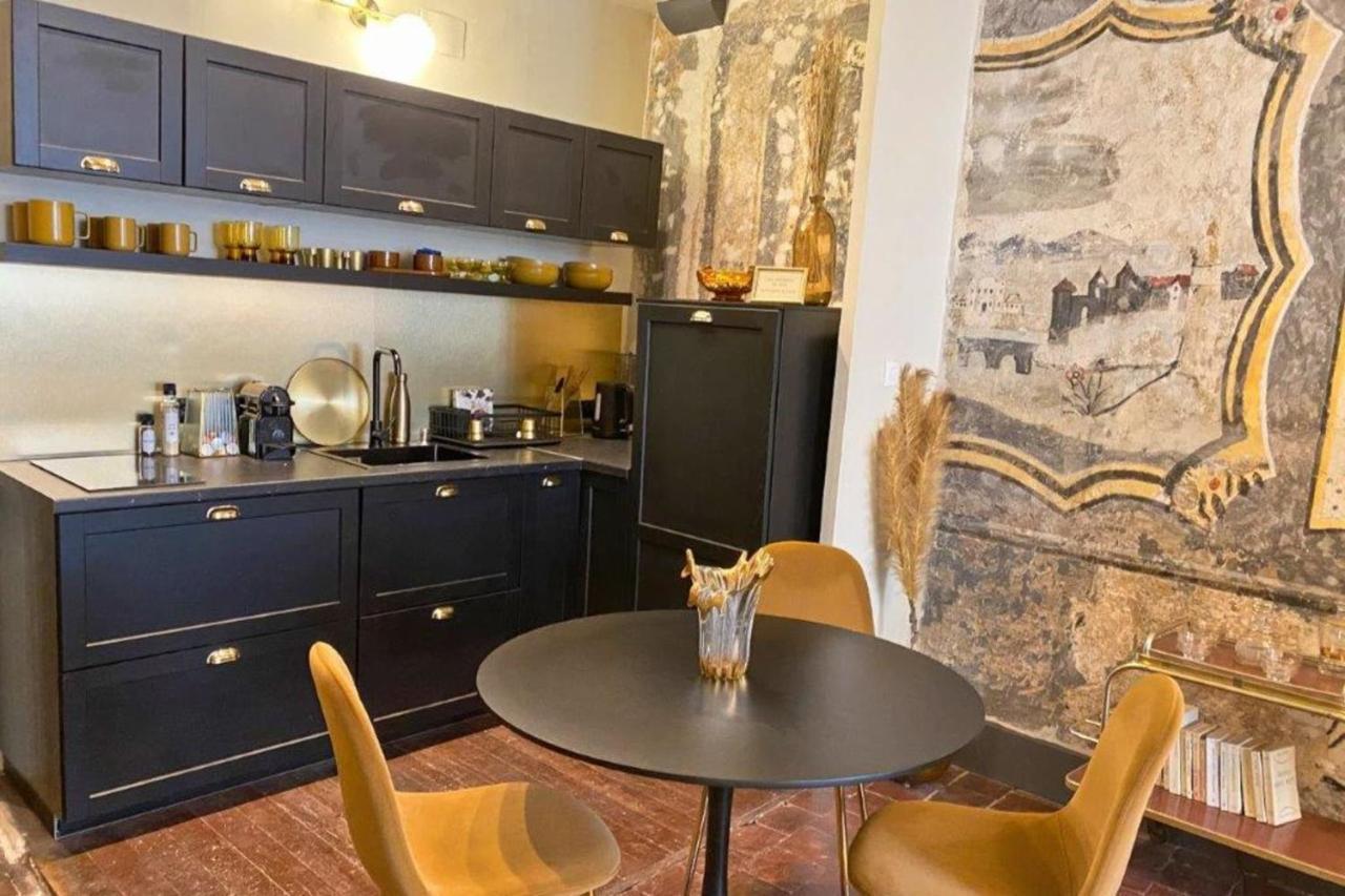 Ferienwohnung Les Fresques De Leon Tournus Exterior foto